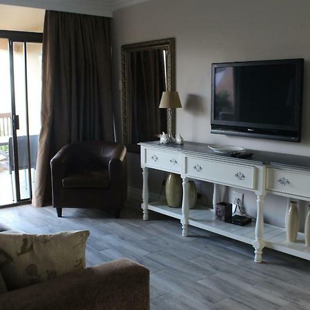 Beachfront Luxury @ Umhlanga Durban Esterno foto