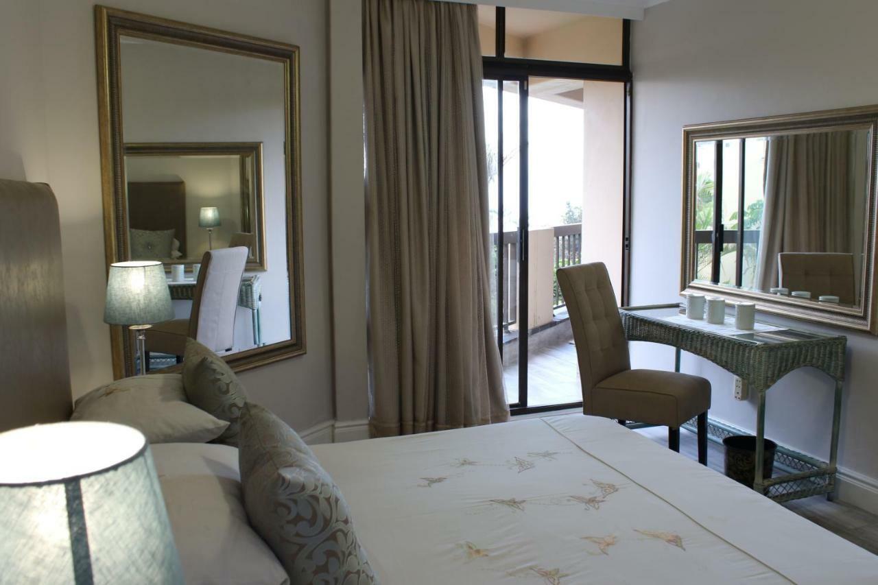 Beachfront Luxury @ Umhlanga Durban Esterno foto