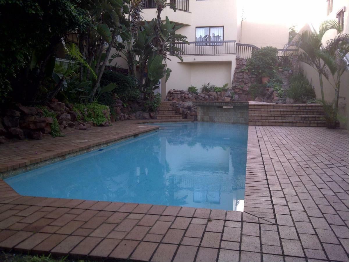 Beachfront Luxury @ Umhlanga Durban Esterno foto
